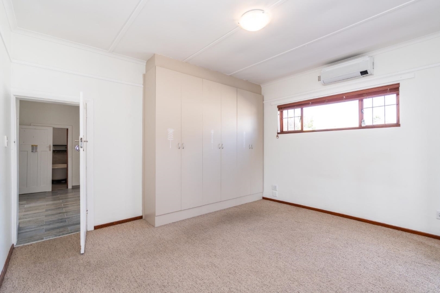 To Let 4 Bedroom Property for Rent in Mowbray Western Cape